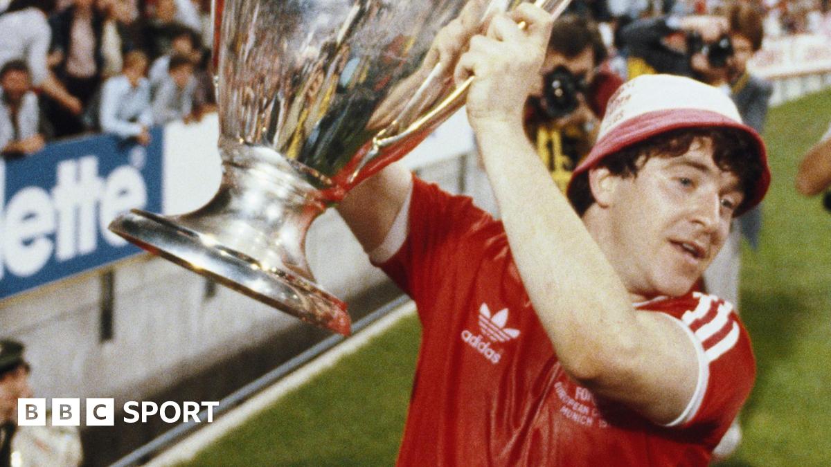 John Robertson lifts the European Cup