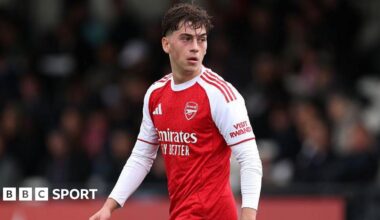 Harrison Dudziak in action for Arsenal's under-21 side