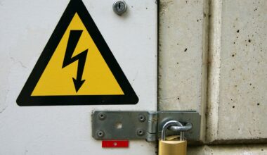 Government boosts its home battery program by $5 billion. But it still has big problems