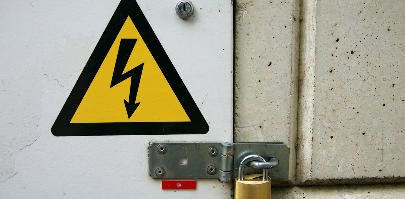 Government boosts its home battery program by $5 billion. But it still has big problems