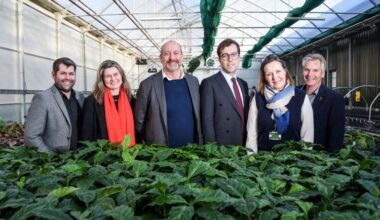 LtR: Cllr Leigh Frost, Jayne Kirkham MP, Perran Moon MP, Noah Law MP, Gus Grand, Piers Guy in a geothermal heated greenhouse at Eden’s Growing Point plant nursery