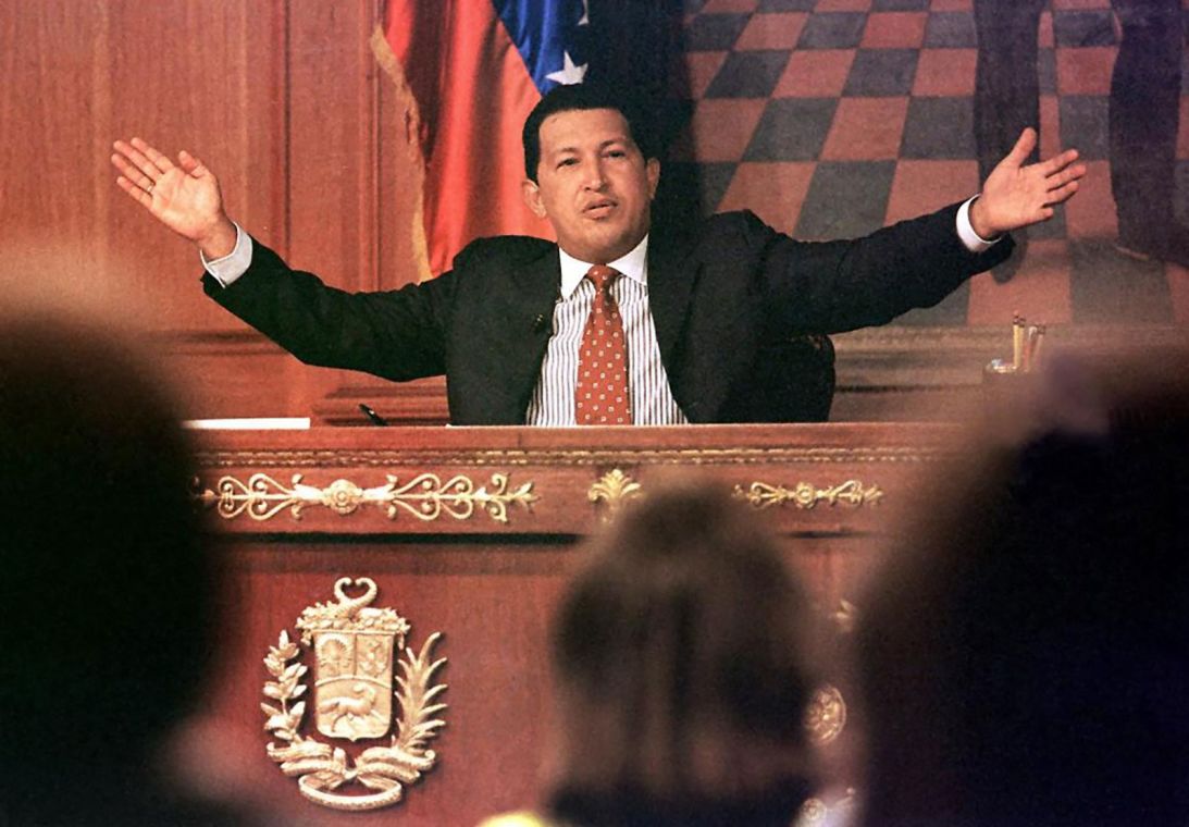Venezuelan President Hugo Chavez speaks of the necessity of a world balance of power during a press conference in Caracas on August 17, 2000.