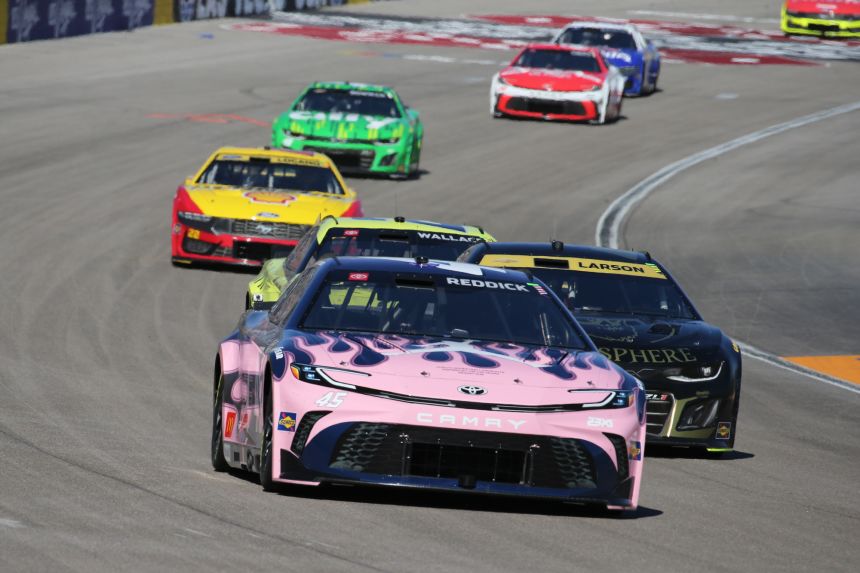 Tyler Reddick leads the pack during the South Point 400 on October 12, 2025, at Las Vegas Motor Speedway.