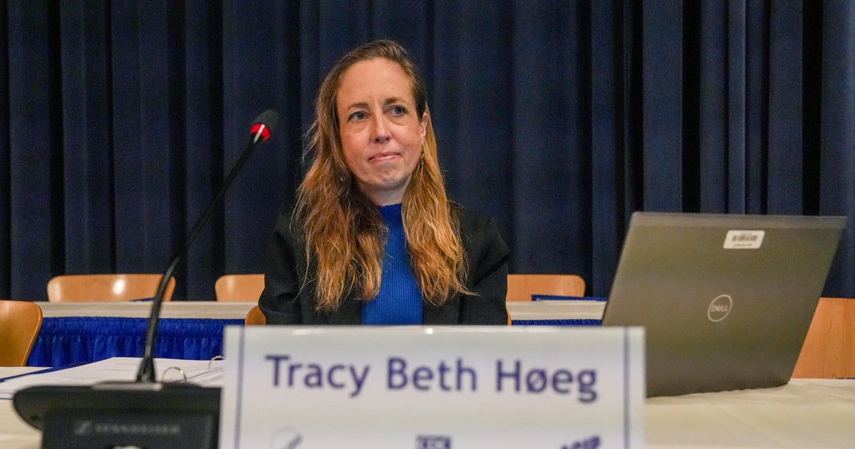 Dr. Tracy Beth Hoeg at Vaccine Panel Meeting