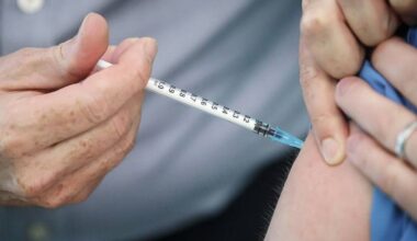 Government ‘worried’ over flu vaccine uptake