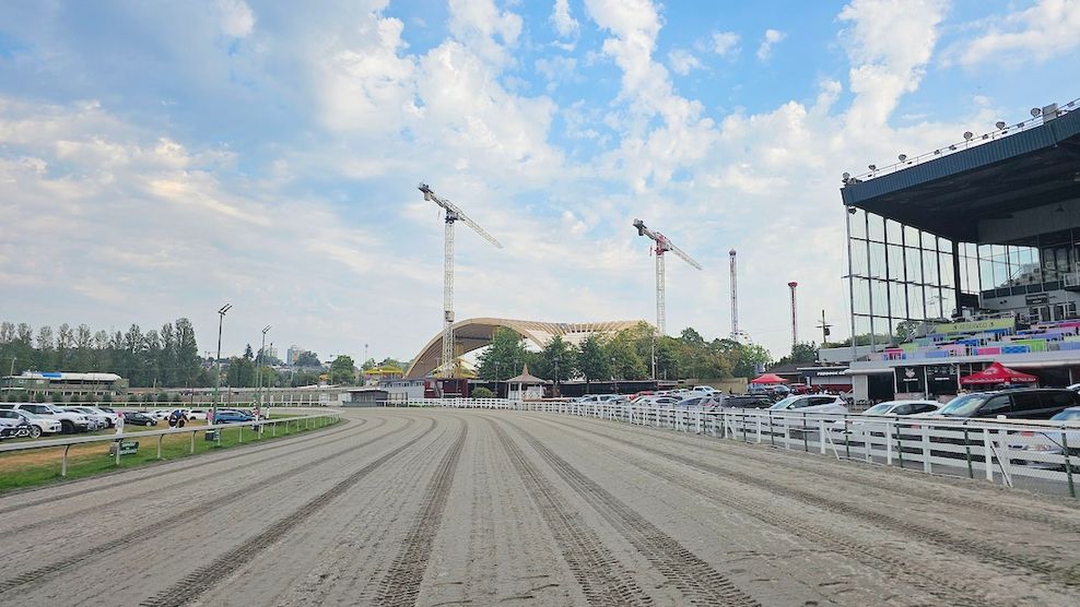 hastings racecourse park parking pne fair 7
