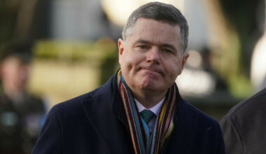 Officials warned Paschal Donohoe that Vat cut would be 'extremely significant' for taxpayer