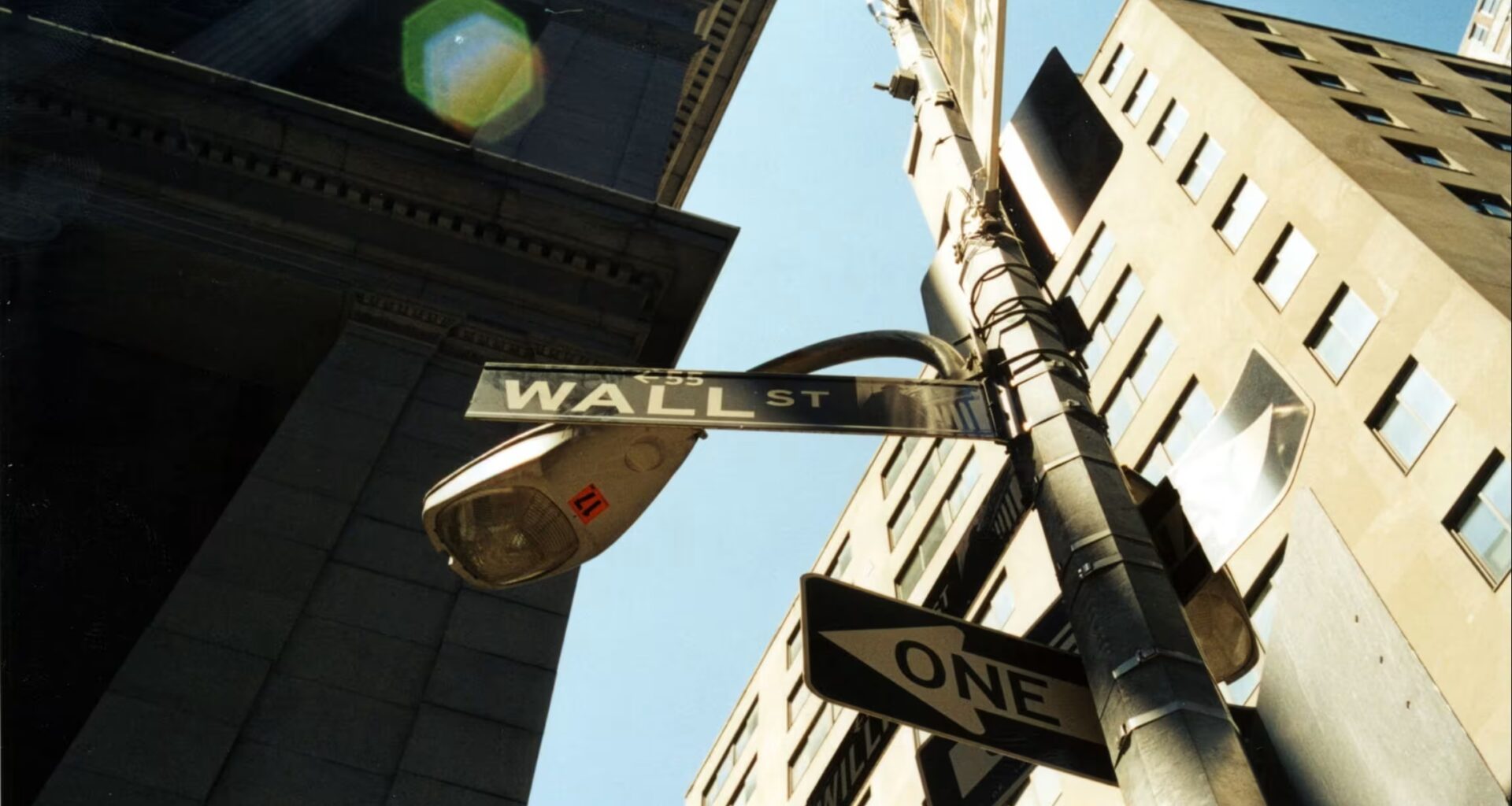 Private equity firms sell assets to themselves at a record rate - Financial Times