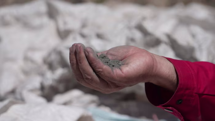 The wildcat traders and US contractors piling into Pakistan’s antimony