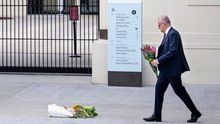 Australian Prime Minister Anthony Albanese lays flowers at the Bondi Pavilion in Sydney