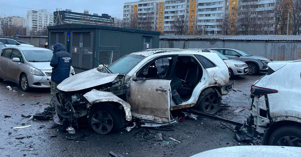Car bomb kills Russian general in Moscow