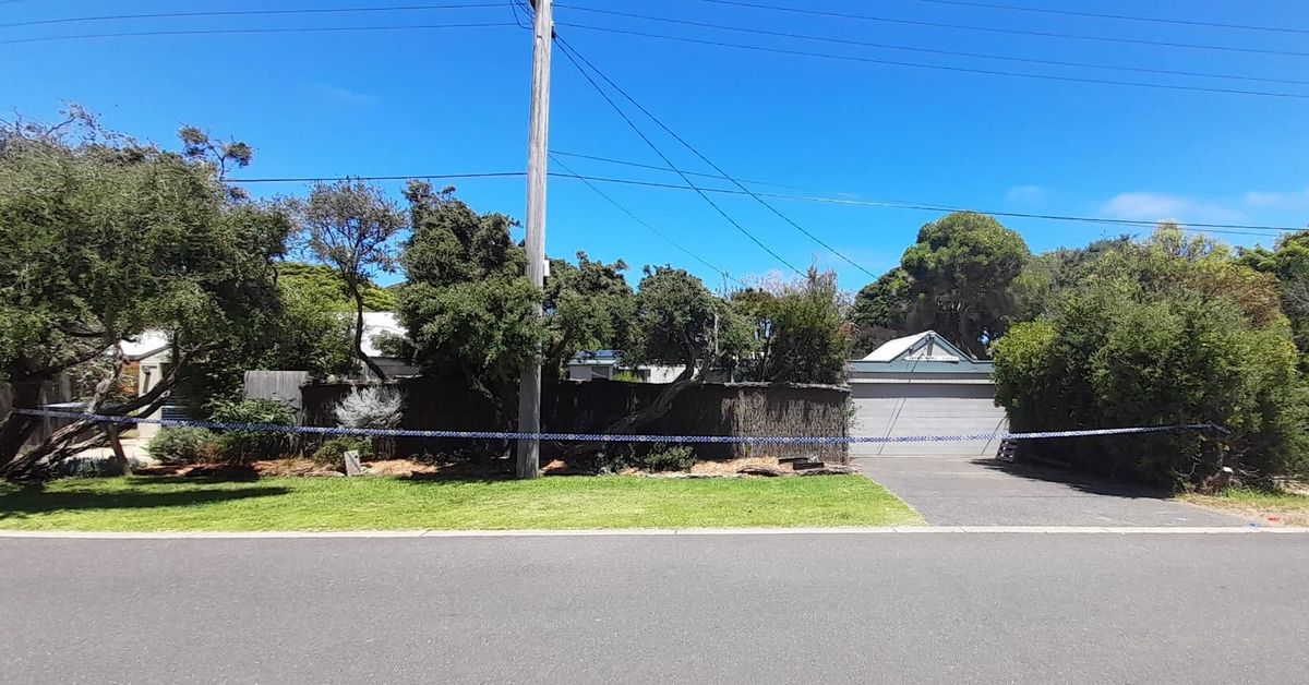 Man critically injured, another arrested after alleged shooting on Victoria's Bellarine Peninsula