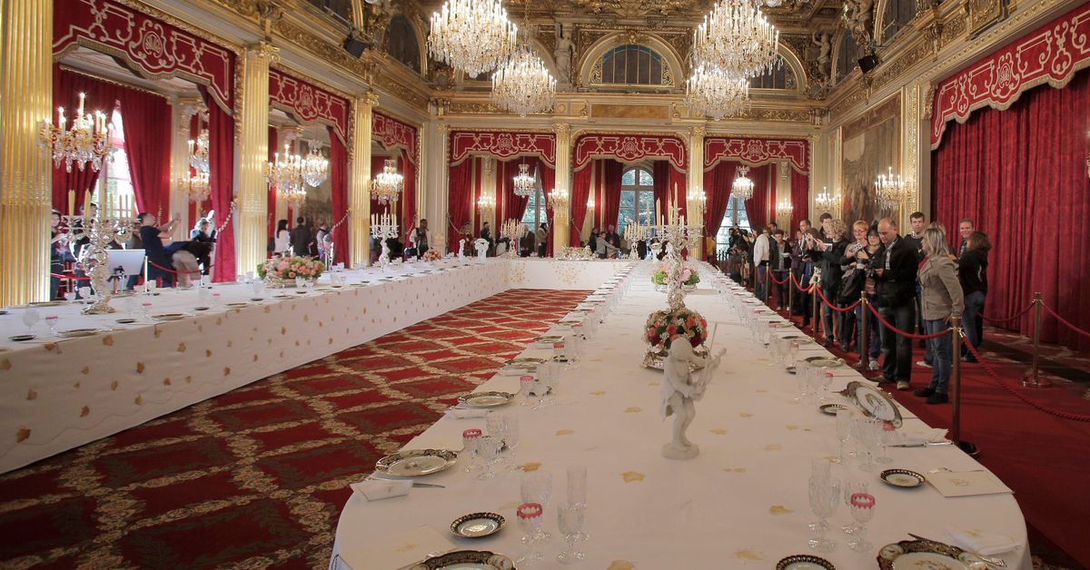 Élysée Palace silver steward arrested for stealing thousands of euros' worth of silverware