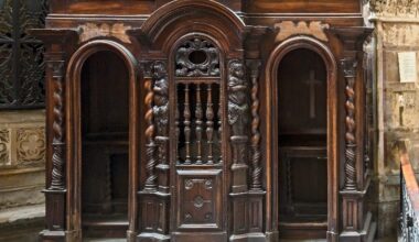 Poll finds signs of a confession revival in France