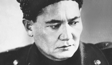 Kazakhstan Marks 115th Anniversary of National Hero Bauyrzhan Momyshuly