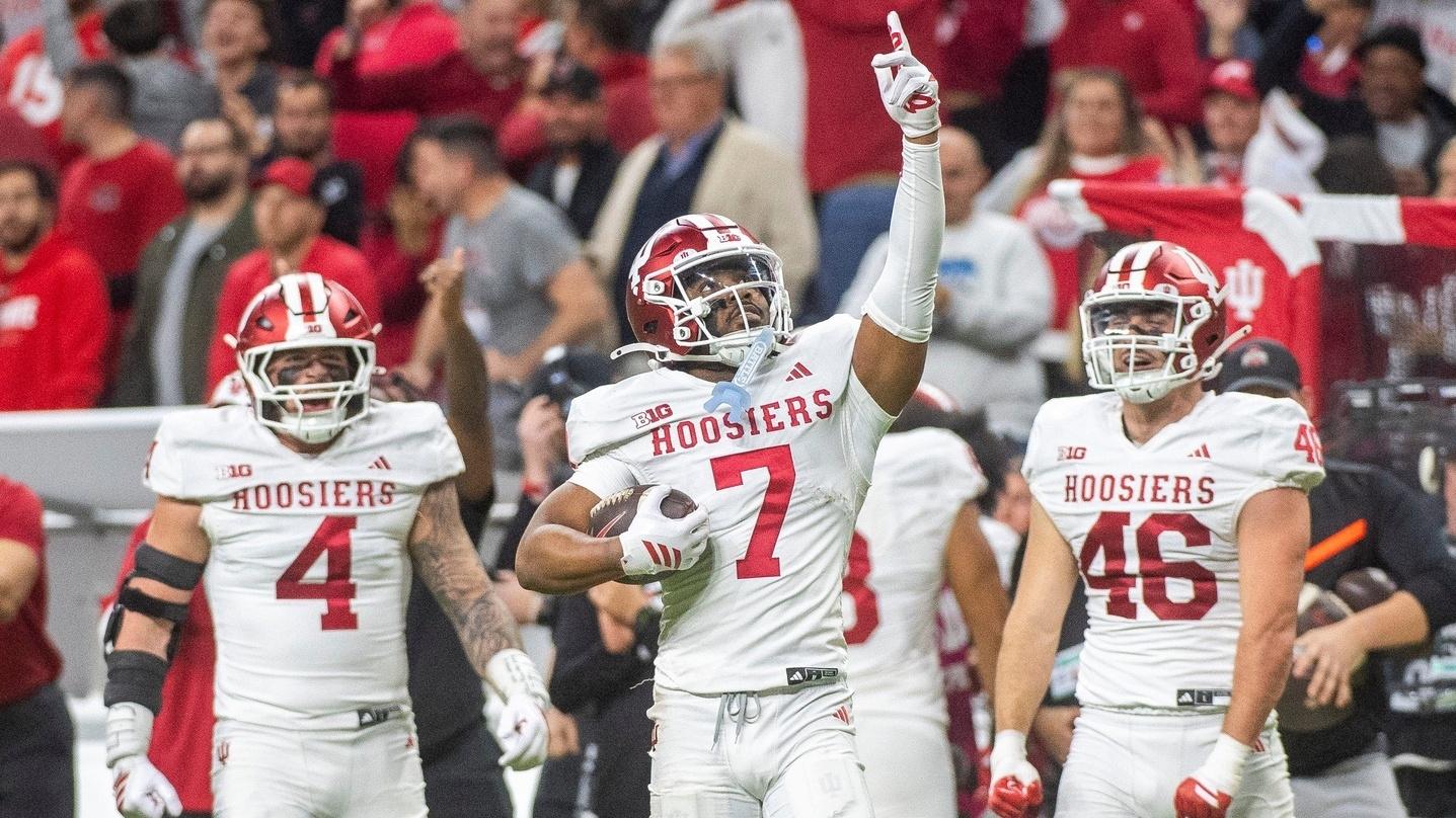 The Indiana Hoosiers earn the top seed in the 2025 College Football Playoff