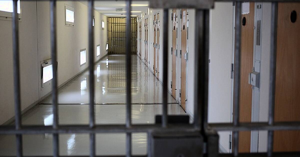 Man jailed for raping friend with carrot after marriage breakdown