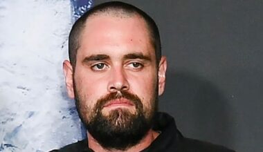 Rob Reiner’s son makes first court appearance, charged with killing parents