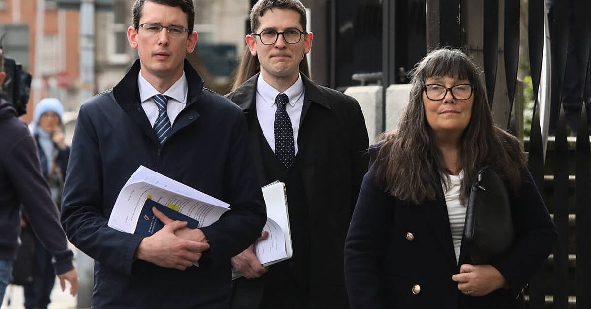 No member of Burke family to be prosecuted for contempt after repeatedly disrupting court