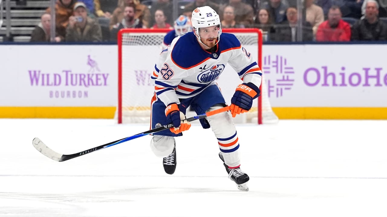 PROJECTED LINEUP: Roslovic to centre third line against Jets on Monday