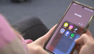 'Difficult period' ahead as Australian kids banned from socials