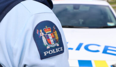 SunLive - Large police presence on SH2 Western Bay of Plenty