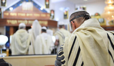 City, court and synagogues clash over religious character in Tel Aviv