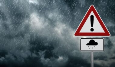 Thunderstorm watches issued across both islands on Boxing Day