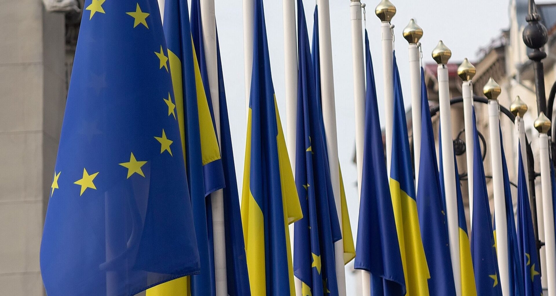 EU finds alternative route to start accession talks with Ukraine despite Hungary’s veto