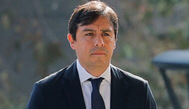 Salvador Plasencia outside court in LA ahead of the hearing. Pic: Reuters/ Mike Blake