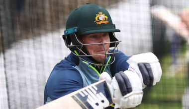 Smith returns with Aussies to pick four quicks for Boxing Day