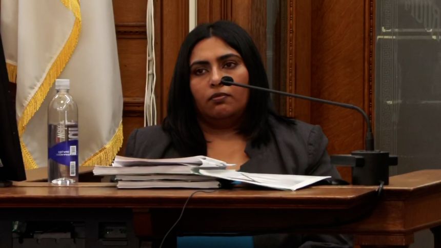 Saman Saleem, a forensic scientist from the Massachusetts State Police Crime Lab, testifies on Tuesday.