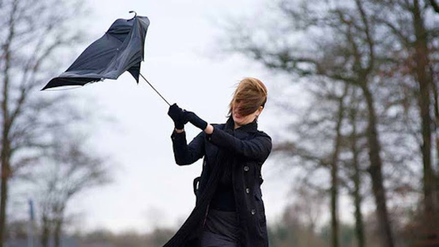 Wind warning issued for Donegal with potential for flooding also