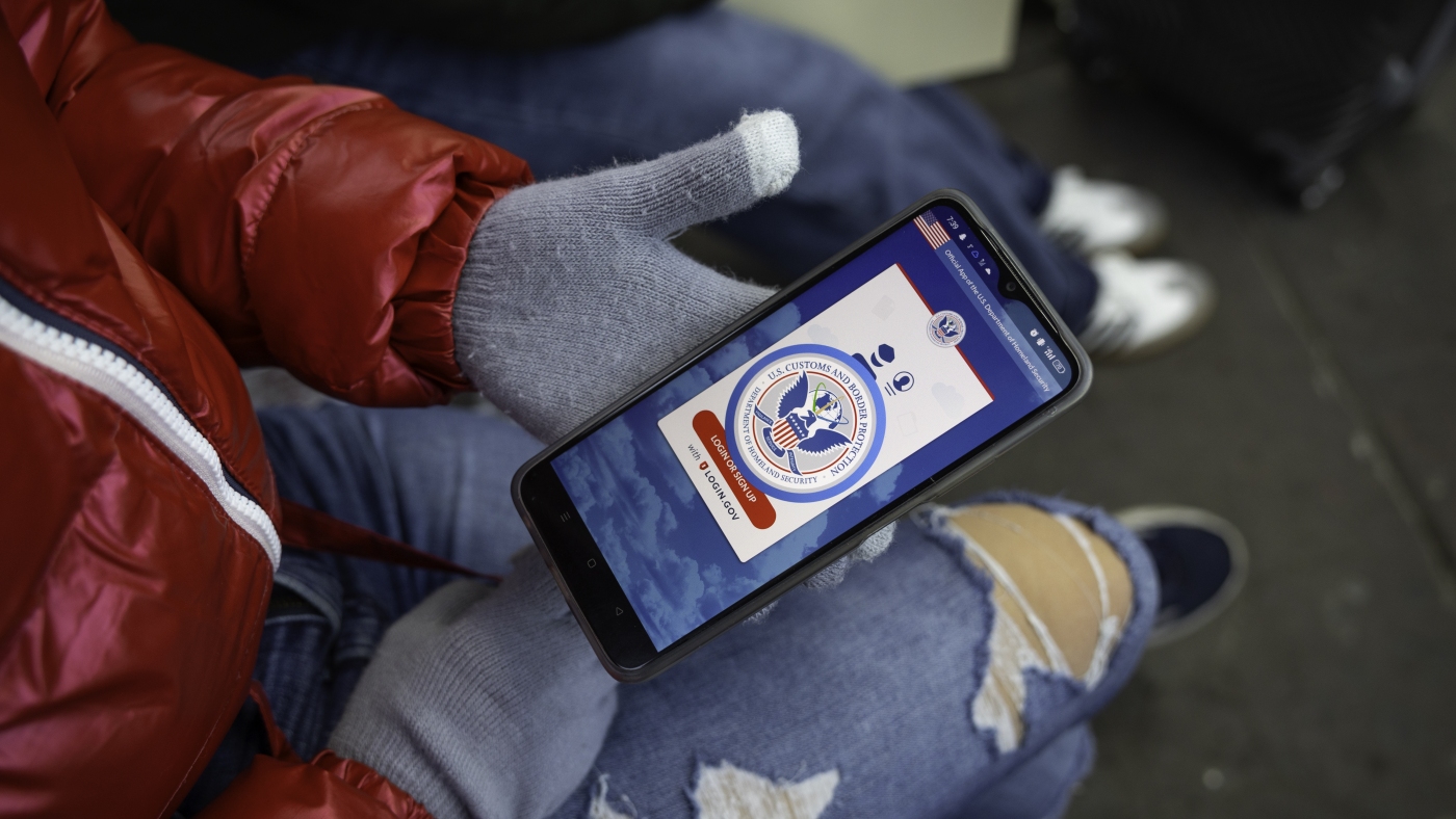 1.6 million people lost legal right to stay in U.S. in 2025 : NPR