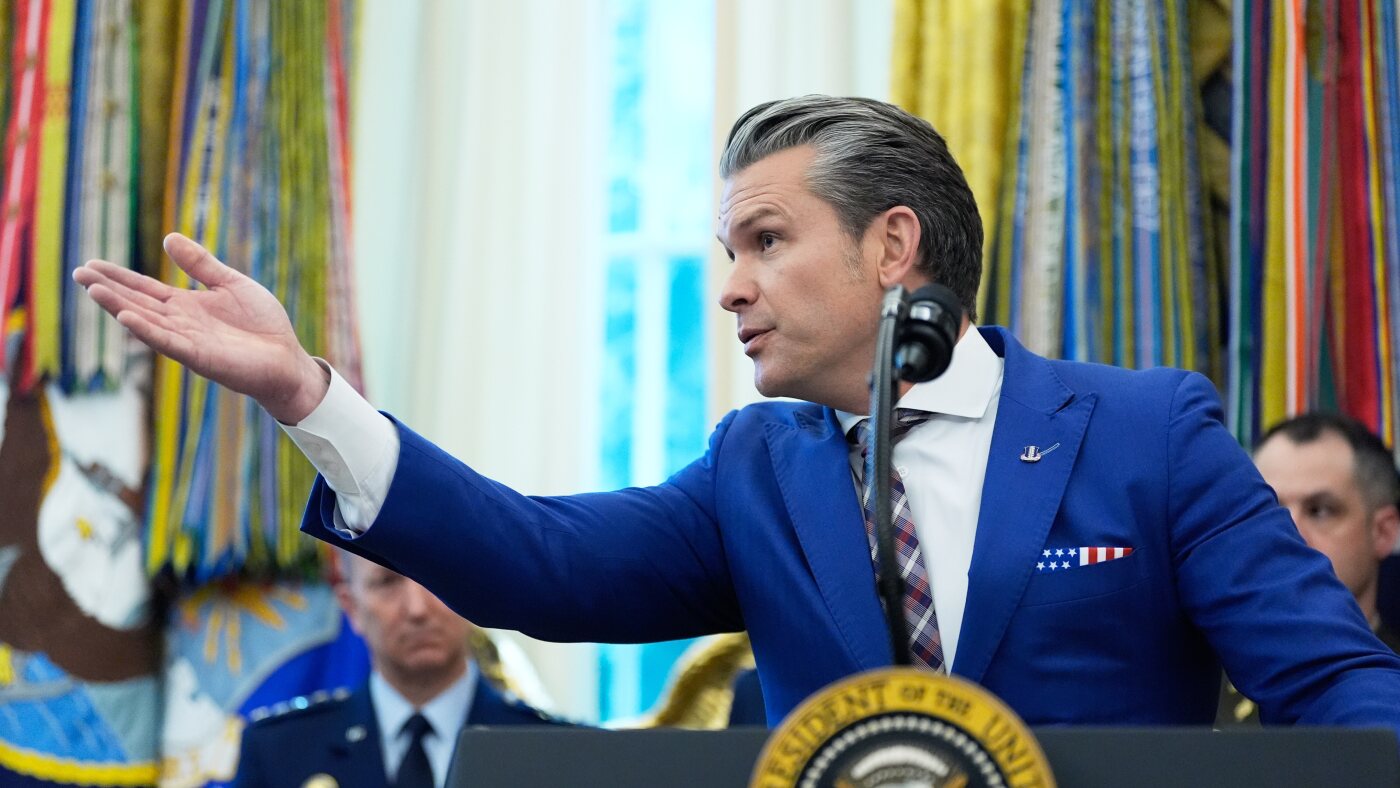 U.S. strikes 3 boats in the Pacific Ocean killing 8 people : NPR