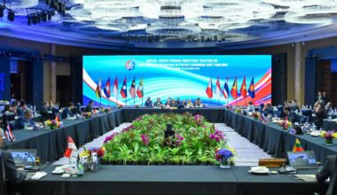 Cambodia reports Thai air strikes as the 2 nations hold peace talks