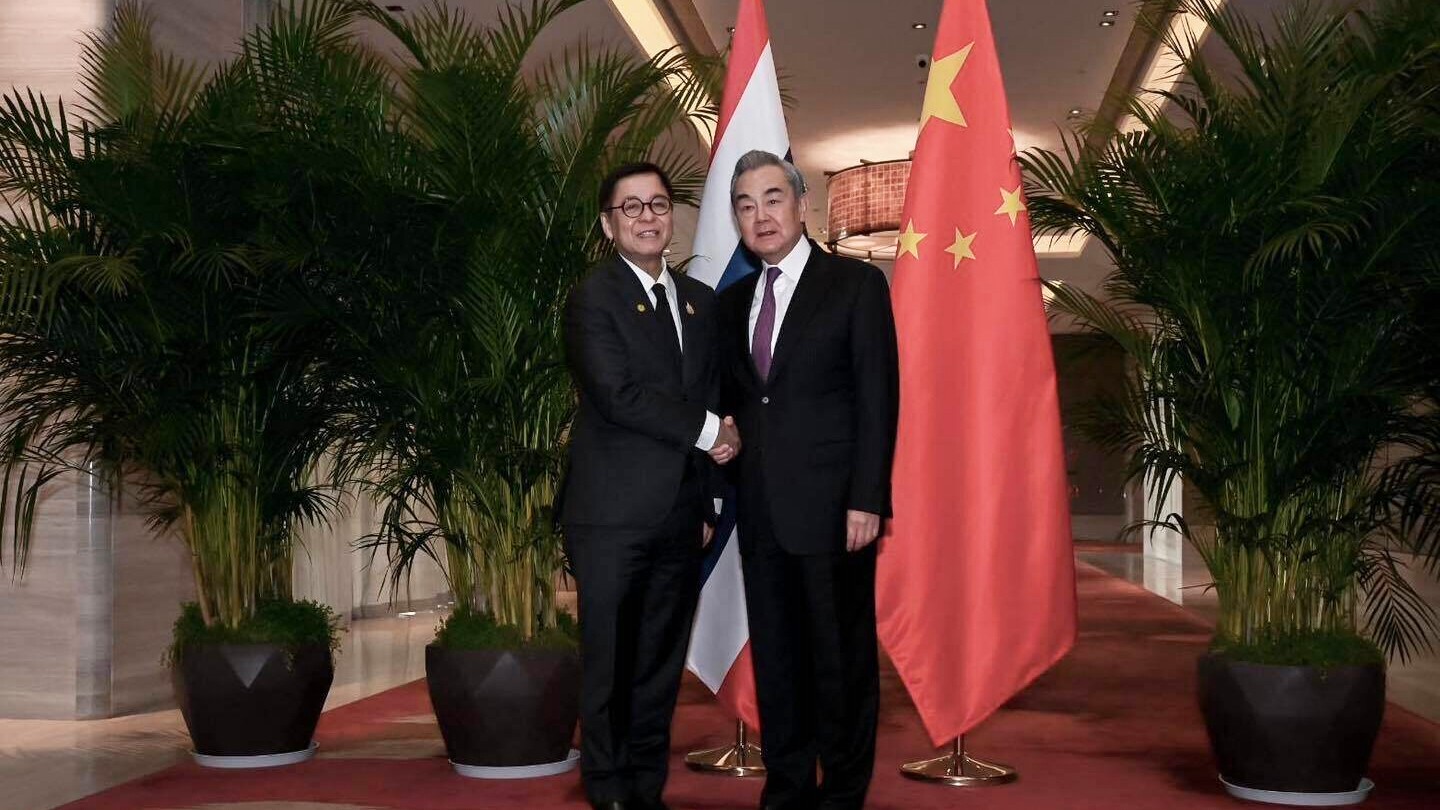 Thailand and Cambodia's top diplomats meet in China for border talks