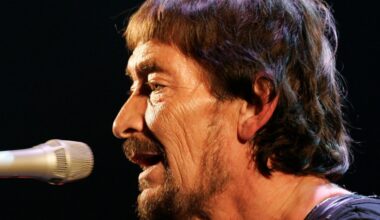 Chris Rea, singer of 'Driving Home for Christmas,' dies at 74