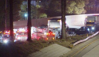 1 dead, 10 injured in multi-car crash on 5 Freeway in Boyle Heights