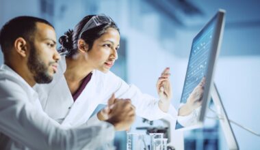 Medical researchers are working in a lab.