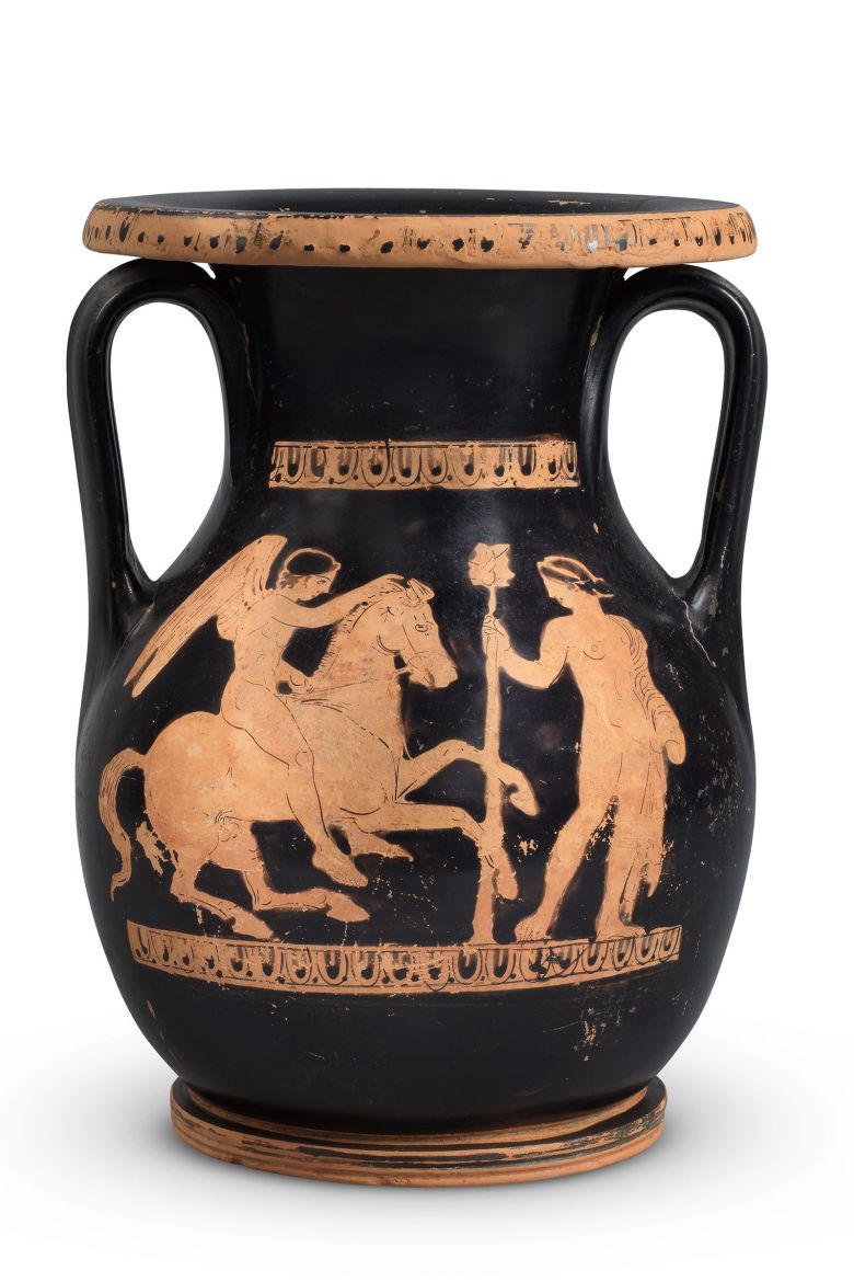 The amphora-like container was withdrawn from sale after it was identified in the archive of a notorious trafficker.
