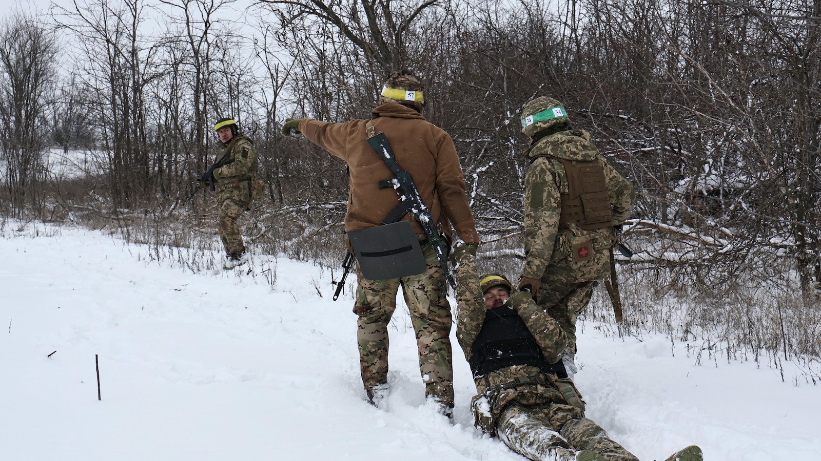 Leaders from Europe and Canada discuss US-led peace efforts as Russia-Ukraine tensions spike