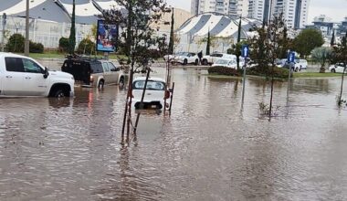 Man found dead, 14 rescued from trapped vehicles, 2 girls hurt by tree amid winter storm