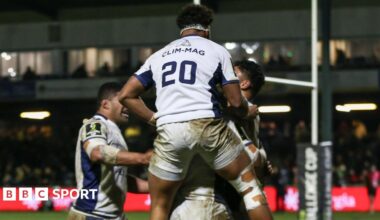 Montpellier, who have won all four Challenge Cup games in the 2025-26 season, celebrate a try against Ospreys