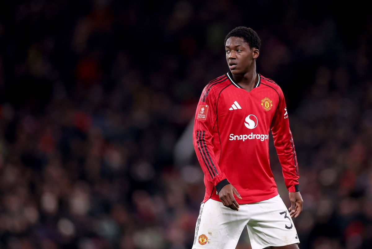 Kobbie Mainoo of Manchester United