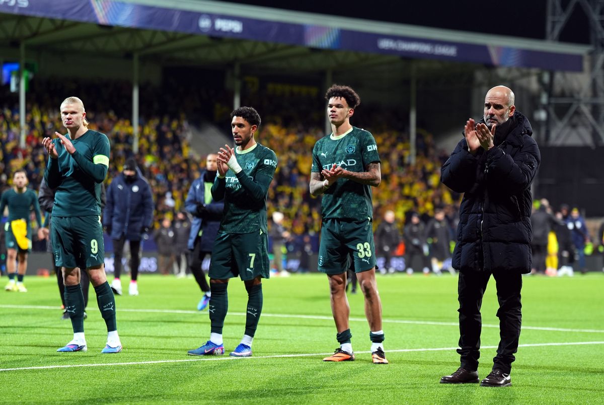 BODO, NORWAY - JANUARY 20: (L-R) Erling Haaland, Omar Marmoush, Nico O'Reilly and Pep Guardiola, Manager of Manchester City applaud the fans after the UEFA Champions League 2025/26 League Phase MD7 match between FK Bodo/Glimt and Manchester City at Aspmyra Stadion on January 20, 2026 in Bodo, Norway. (Photo by Martin Ole Wold/Getty Images)