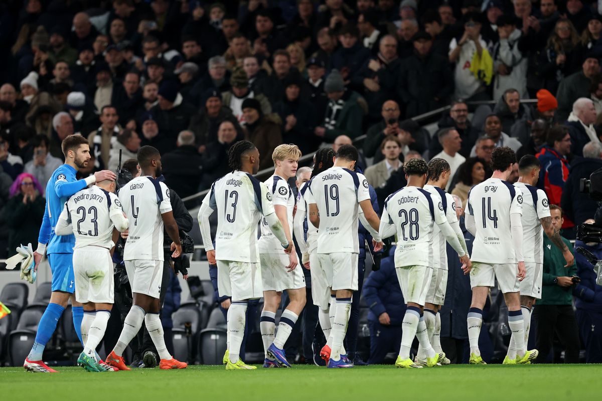 Players of Tottenham Hotspur walk off the pitch at half-time after a great first half against Borussia Dortmund 