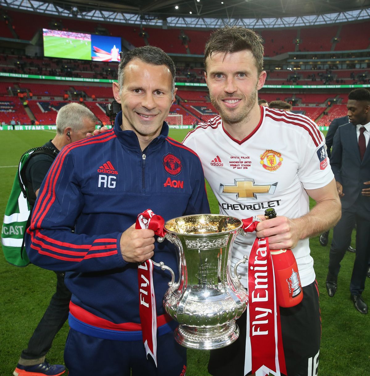 Michael Carrick and Ryan Giggs