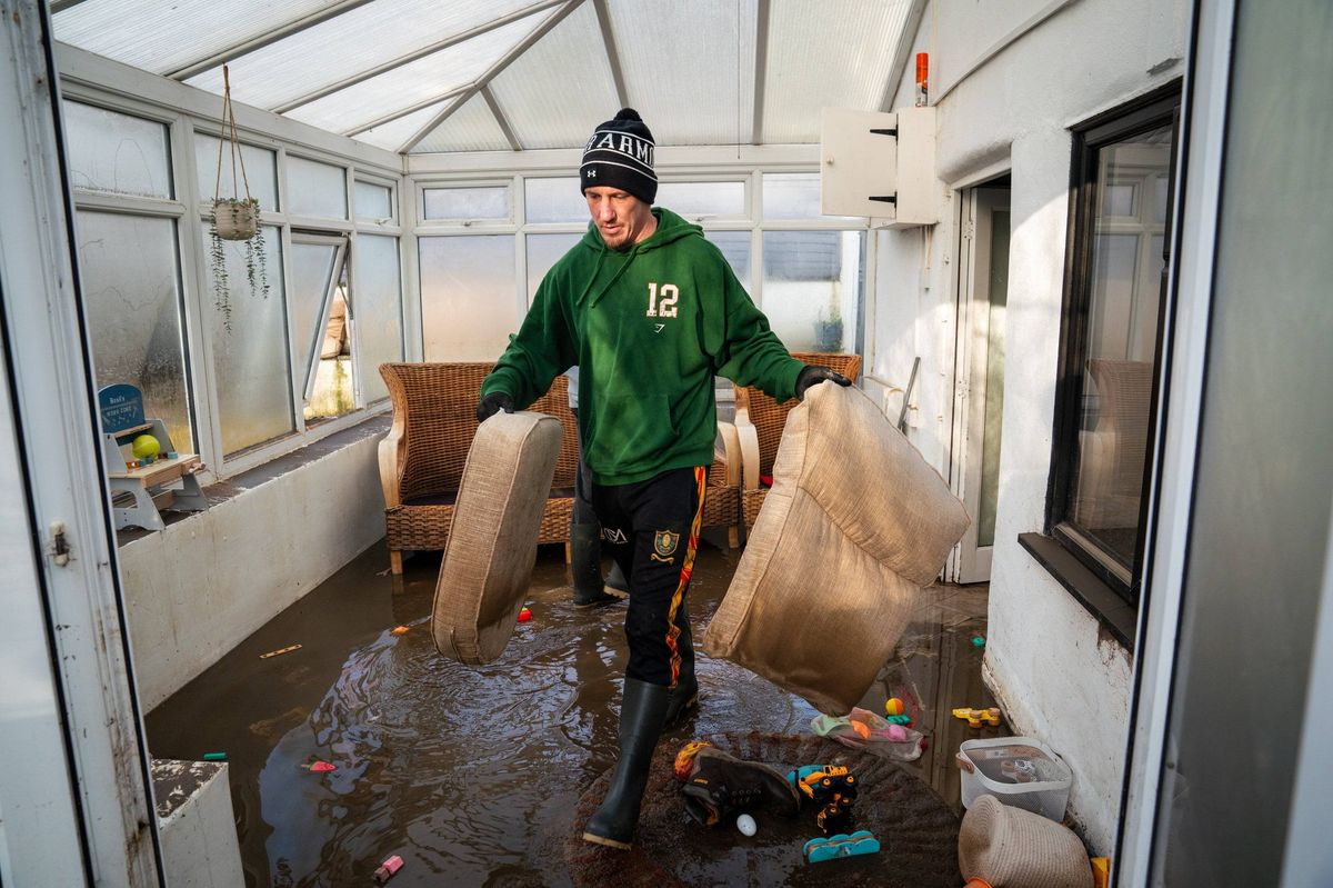 SWNS_FLOOD_DAMAGE_29.jpg
