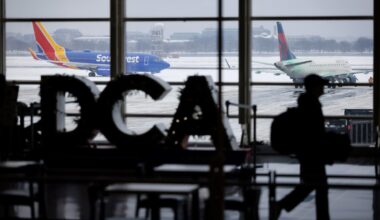 Airlines cancel hundreds of flights as massive winter storm sweeps across U.S.